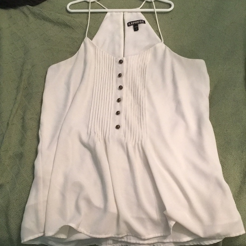 Halter neck top.